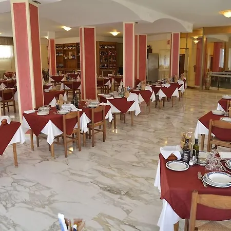 Reali Ξενοδοχείο 3*