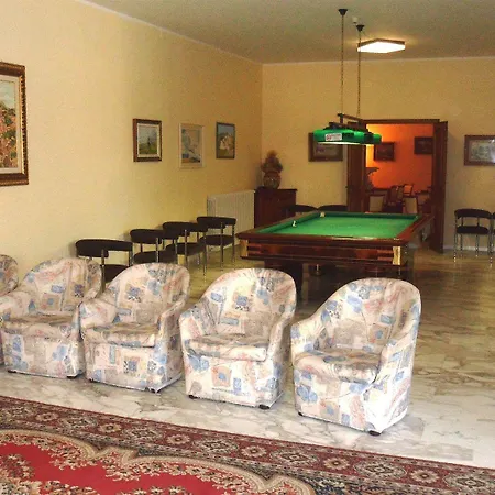 Hotell Reali 3*